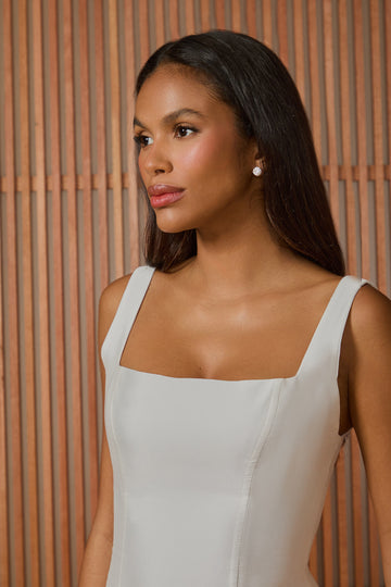 FABULOUS AGILITÀ - Vestido Curto Iza Decote Quadrado OFF White